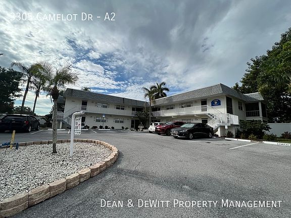 5th image of 3305 Camelot Dr #A2