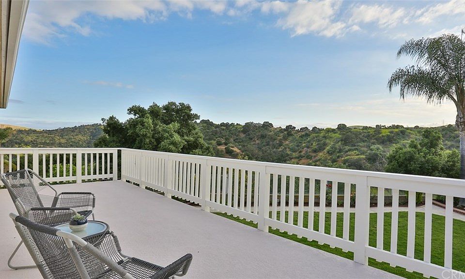1st image of 20580 Crestline Dr