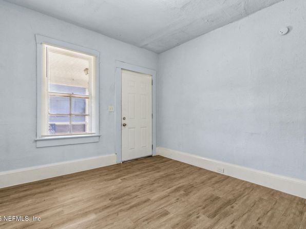 jacksonville-florida-154611322 picture