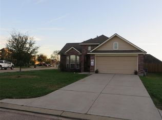 101 Enfield Ct, Huntsville, TX 77320