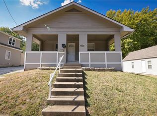 1700 S Sterling Ave, Independence, MO 64052