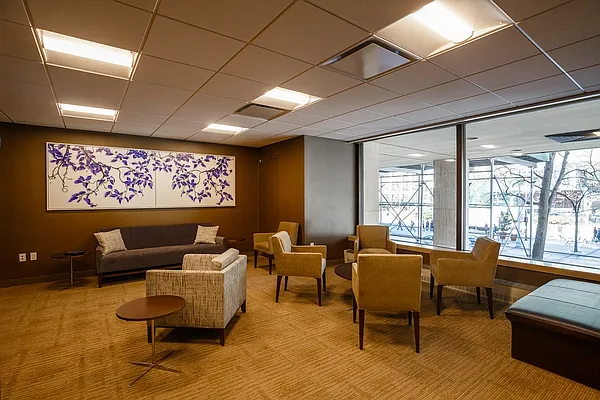 Rented by Greystar | media 31