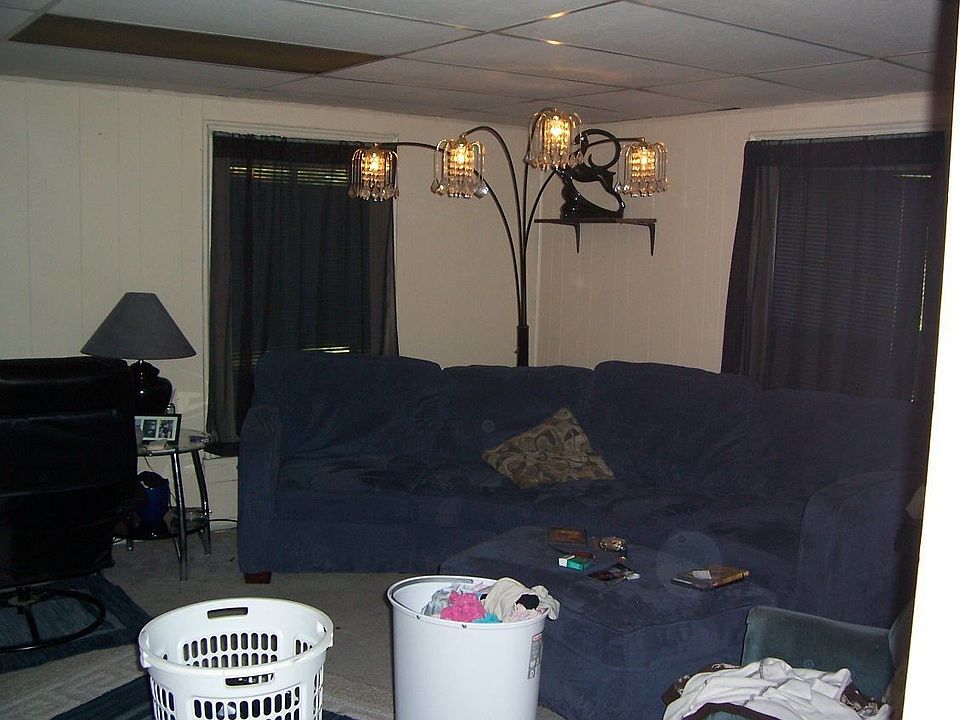 2nd image of 522 6th St NE