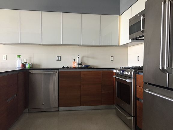 5th image of 11500 Tennessee Ave Unit 328