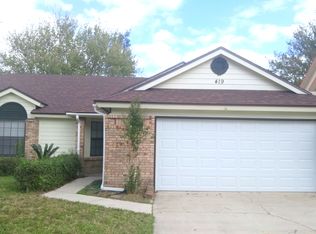 419 Cranes Landing Ct, Jacksonville, FL 32216