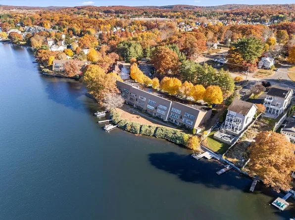 9 Eaglehead Ter APT 1, Shrewsbury, MA 01545