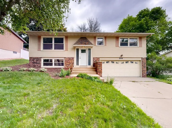 509 29th St NW, Rochester, MN 55901
