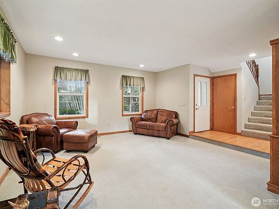 4th image of 32808 NE 236th Street Dr