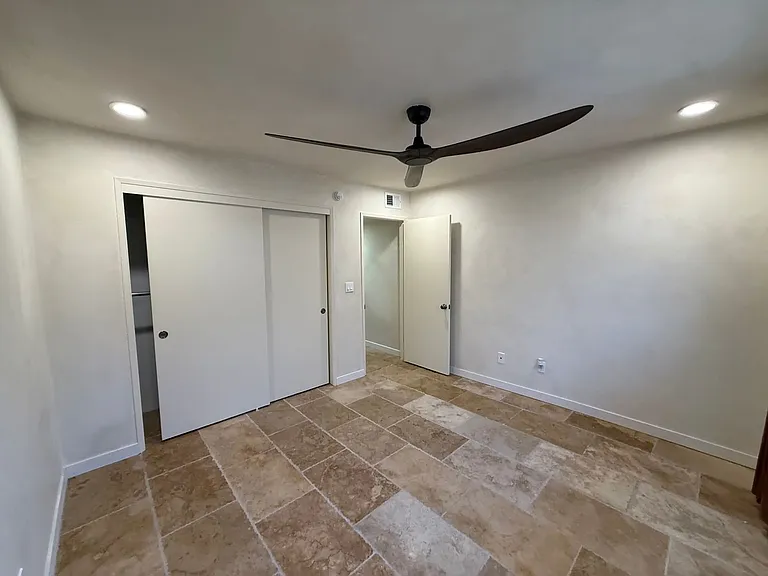 553 Front St — Photo 15