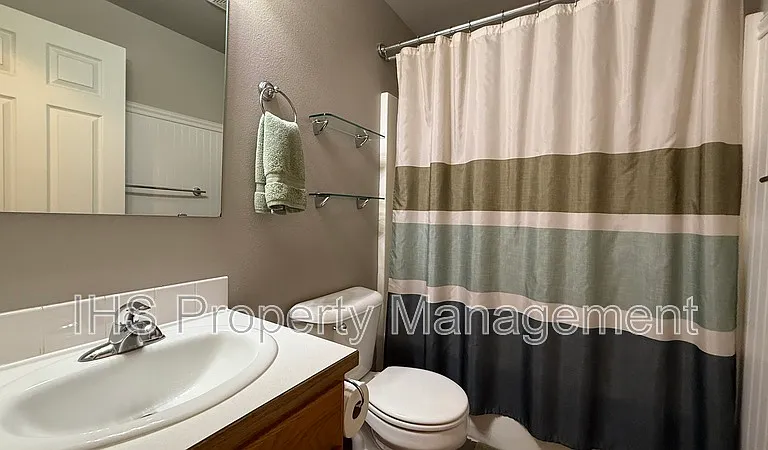 5508 Holly Way — Photo 13
