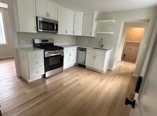 84 Adelaide St #1, Fairfield, CT 06825