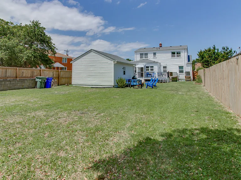 1273 Little Bay Ave — Photo 30