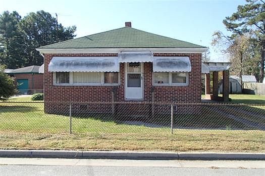 1st image of 105 Carver Ave
