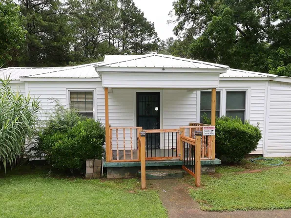 139 W Glade Rd, Anniston, AL 36206