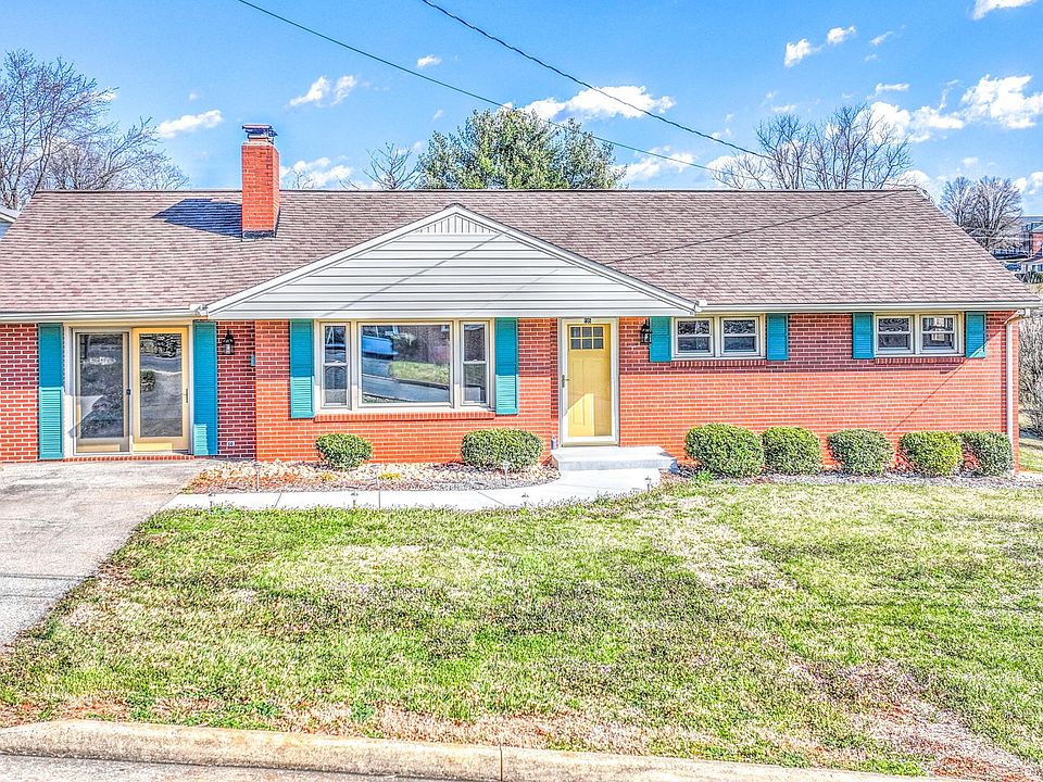 135 Center St, Rocky Mount, VA 24151 Zillow