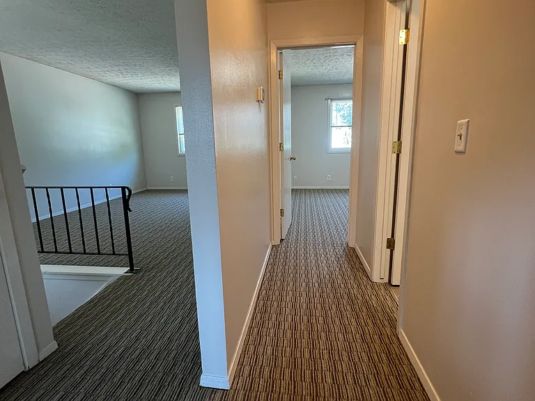5051 & 5055 Marshall Dr — Photo 7