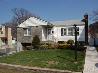 32 McGeory Ave, Yonkers, NY 10708