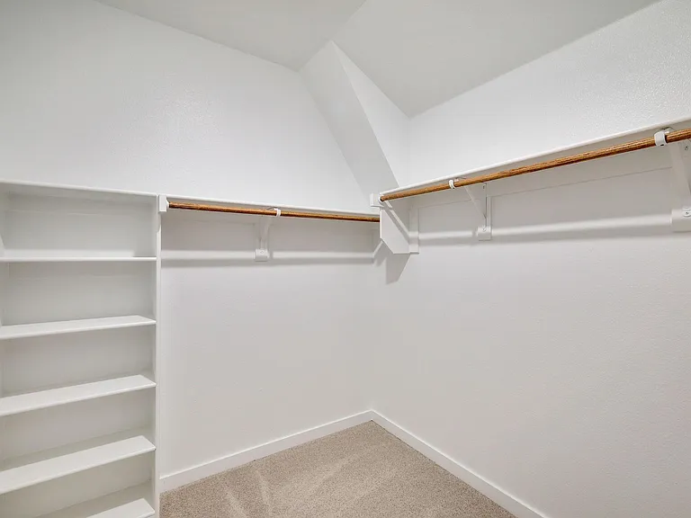 2907 Doggett Dr — Photo 8
