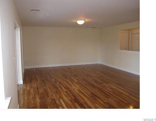 5th image of 208 Tondo Cir