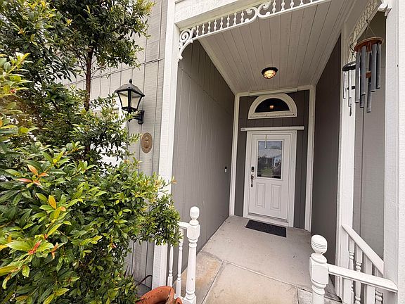 2nd image of 6160 Lucerne Street