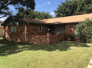 904 SW 9th St, Seminole, TX 79360