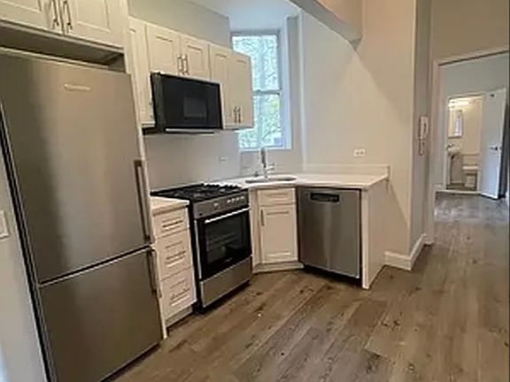 2nd image of 235 E 27th St #1C