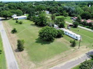 309 Pueblo Dr, Gordonville, TX 76245