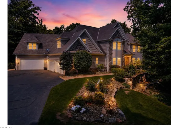 11400 Bean Rd, Chardon, OH 44024