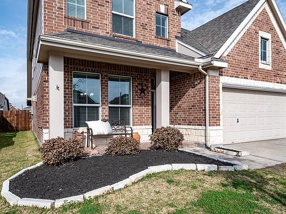 5th image of 8307 Sweet Bay Cir