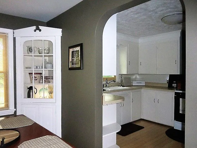 4 bed, 1805 sqft, $650 — Photo 2