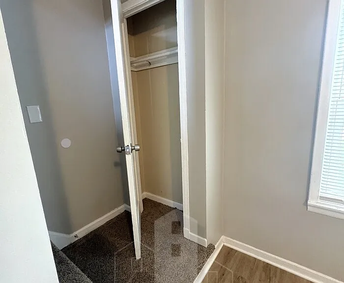 1079 S James Rd — Photo 10