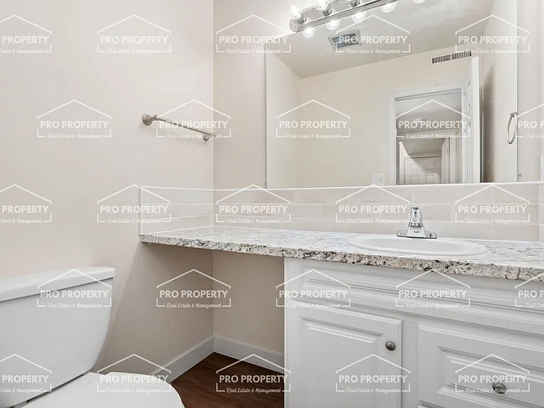 2576 Gilpin Ct — Photo 11