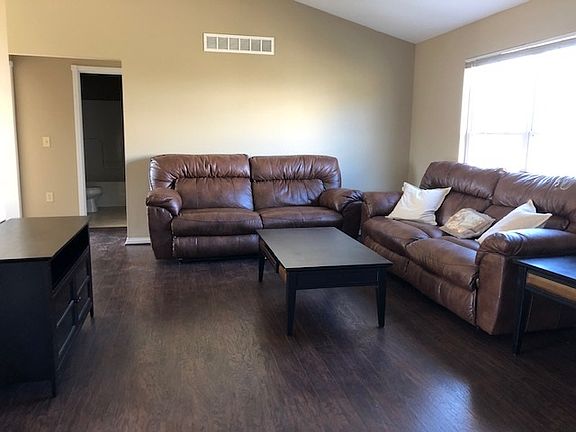 5th image of 6593 Garcia Ct