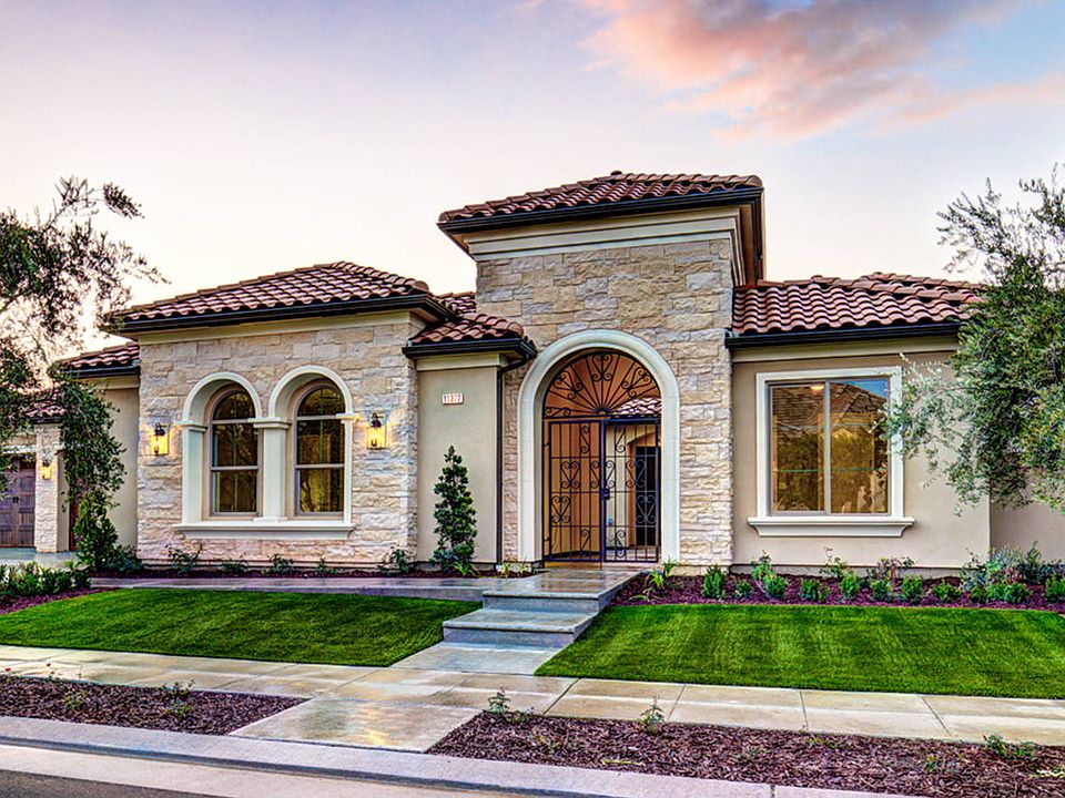 Formal Italian Exterior