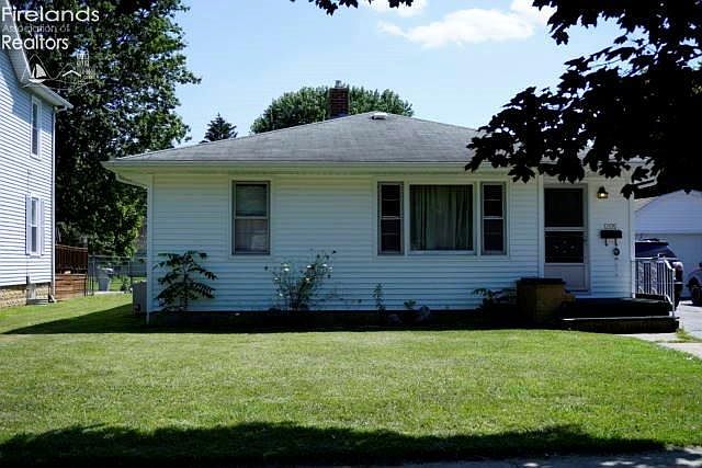 2nd image of 1205 South St