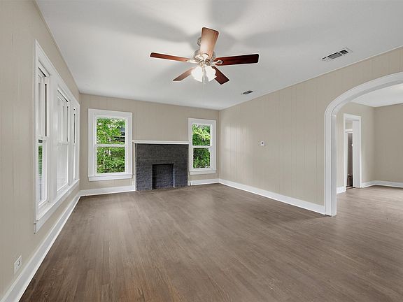 5th image of 408 S Tone Ave