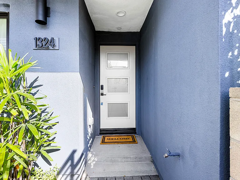 1320 W Cannon Dr #6 — Photo 35