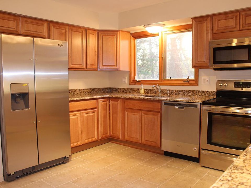 1st image of 3624 Middleton Dr