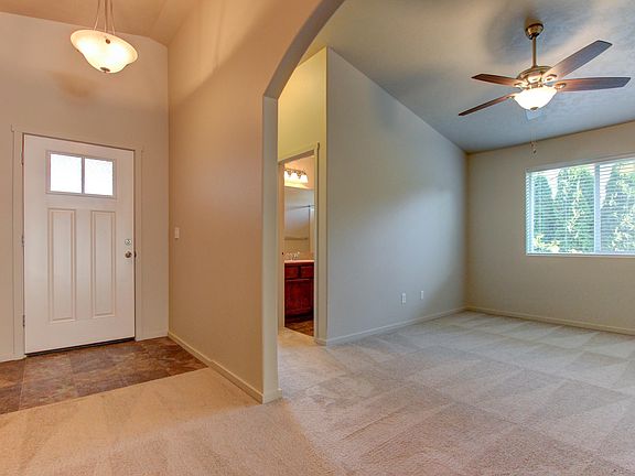 3rd image of 5914 Mandra Ln