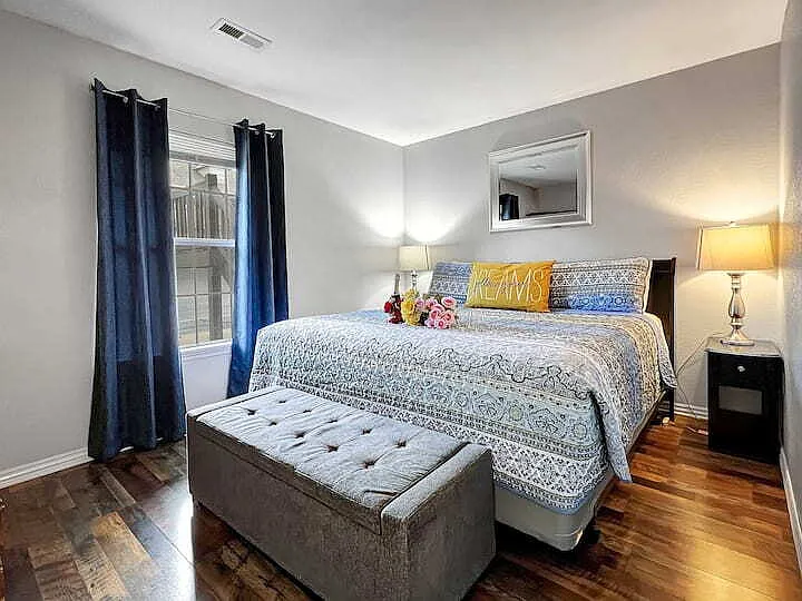 2 bed, 2.0 bath, $1,295 — Photo 1