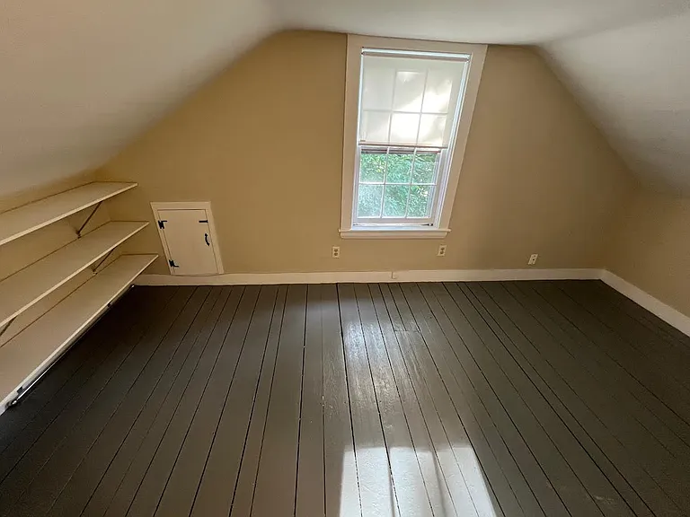 1056 Beacon St — Photo 17