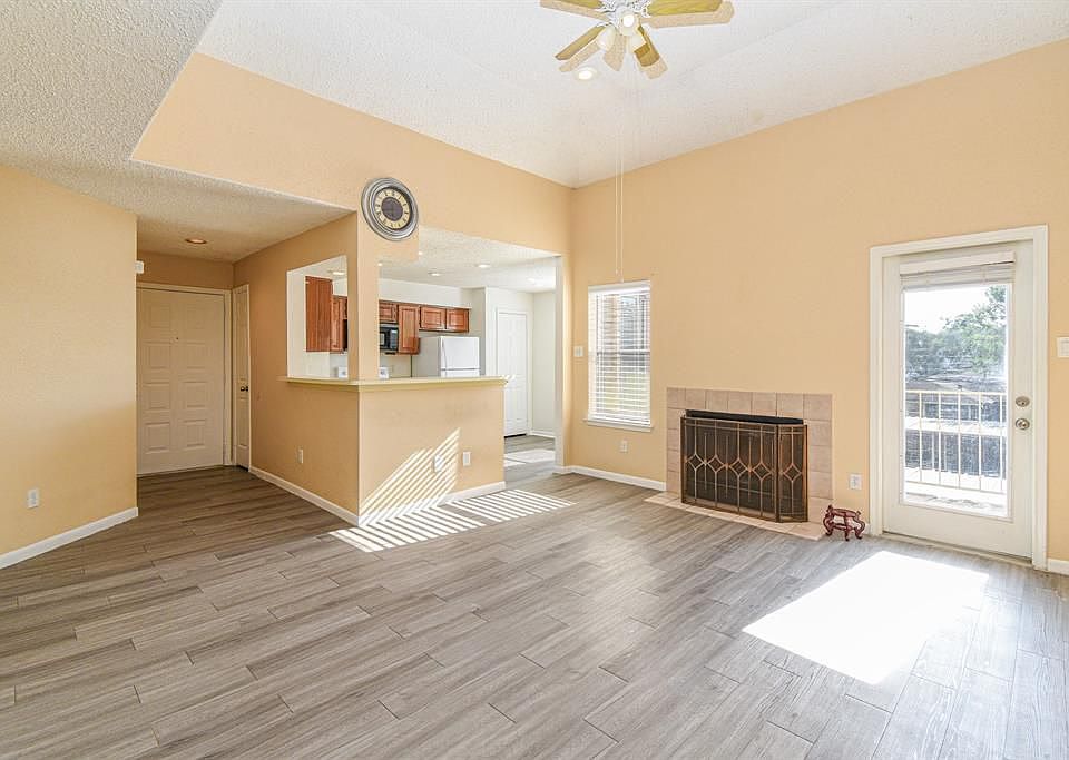 1st image of 2011 Spenwick Dr APT 523