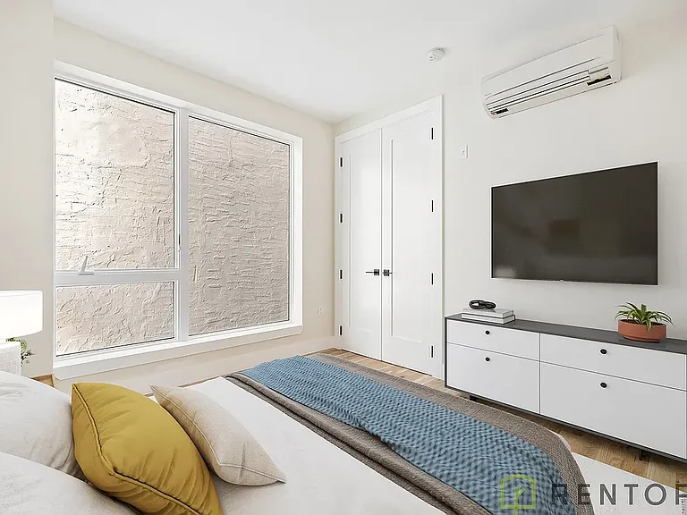 228 Berry St #704D — Photo 4