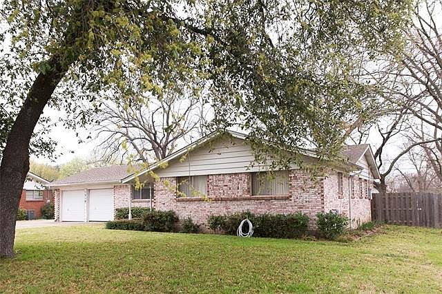 1st image of 1218 Tanglewood Dr
