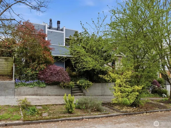 906 N 76th Street, Seattle, WA 98103