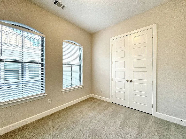 1367 Branchwood Pl — Photo 24