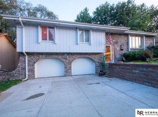 4209 Madison St, Omaha, NE 68107