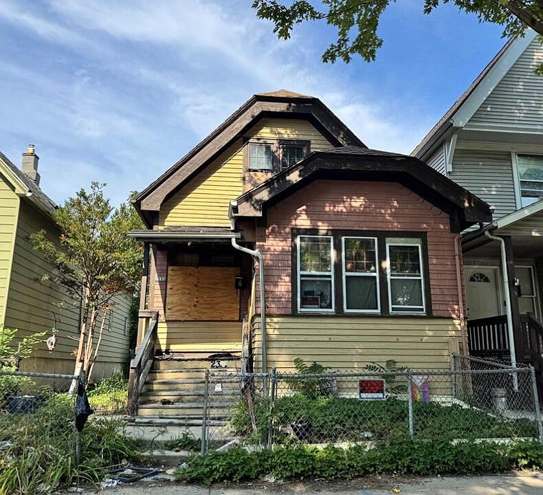1st image of 2355 N 17th STREET