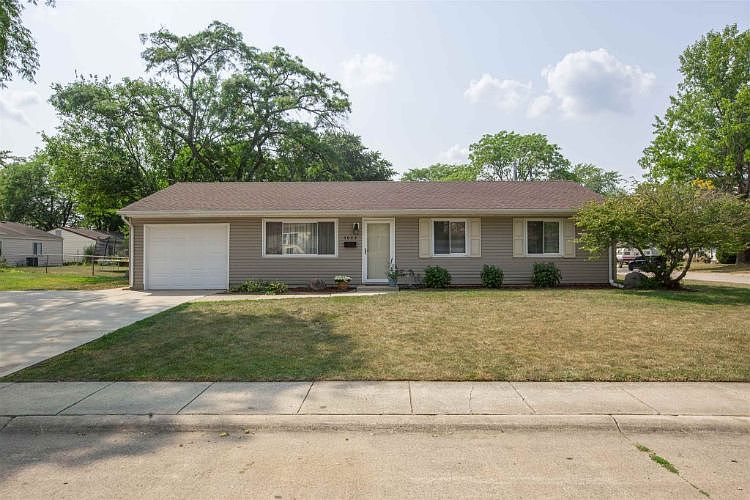 1st image of 5003 Heather Ln
