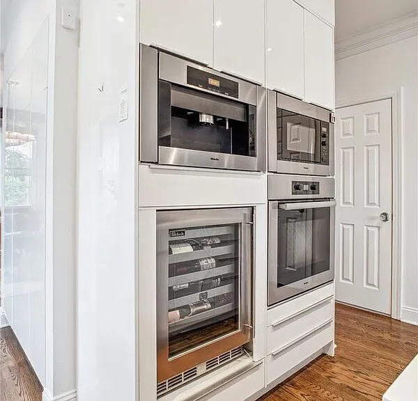 1328 N Cleveland St — Photo 12